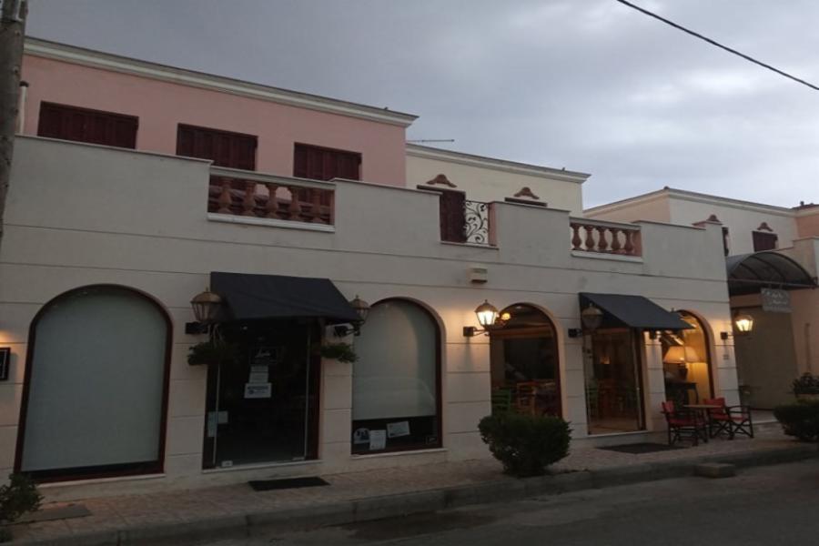 Mixed use building in Eretria, Evoia