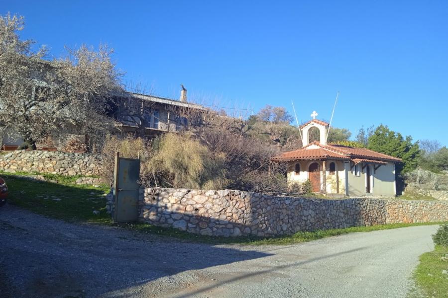 Residential Building in Vounichora, Delfoi