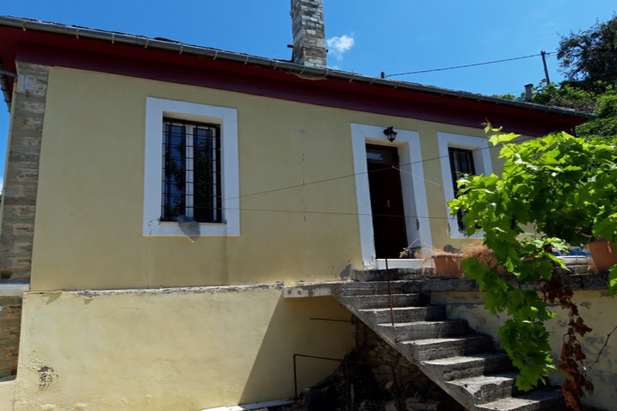 Residence in Agios Lavrentios, Volos Magnisia